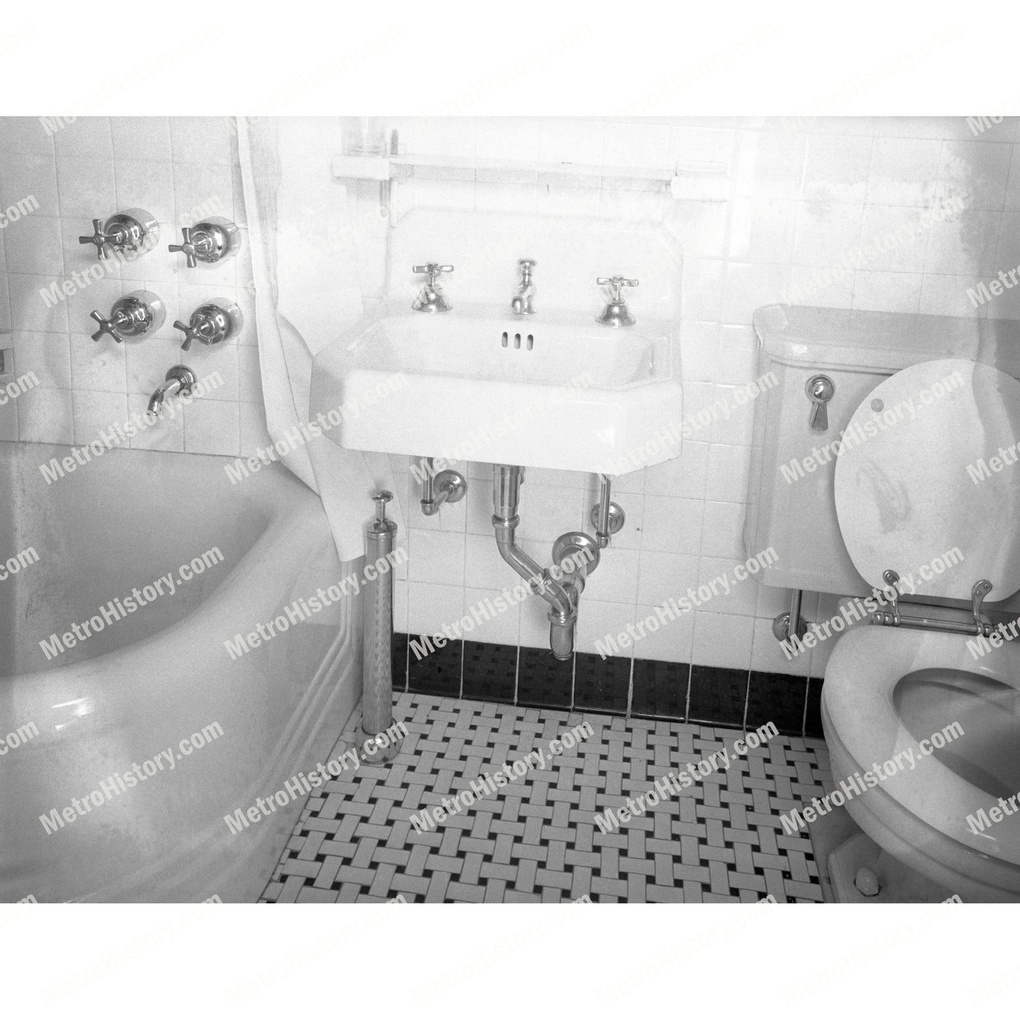 356 West 116th Street, Manhattan, interior