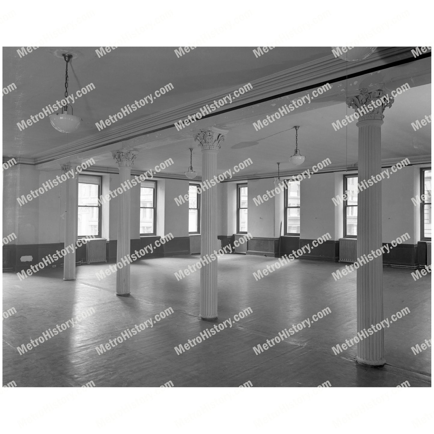 280 Broadway, Manhattan, interior, Room 300