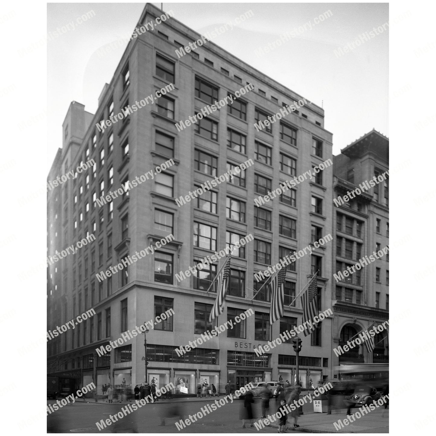 Best & Co., 372-376 Fifth Avenue at West 35th Street, Manhattan