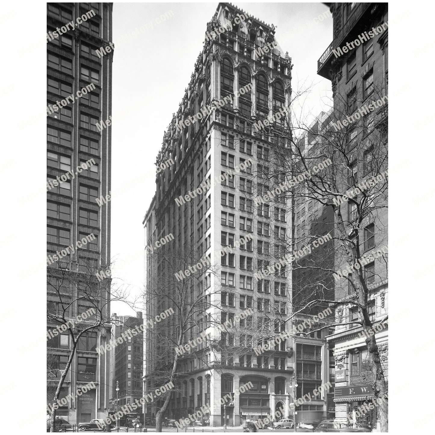 218-220 Fifth Avenue at West 26th Street, Manhattan