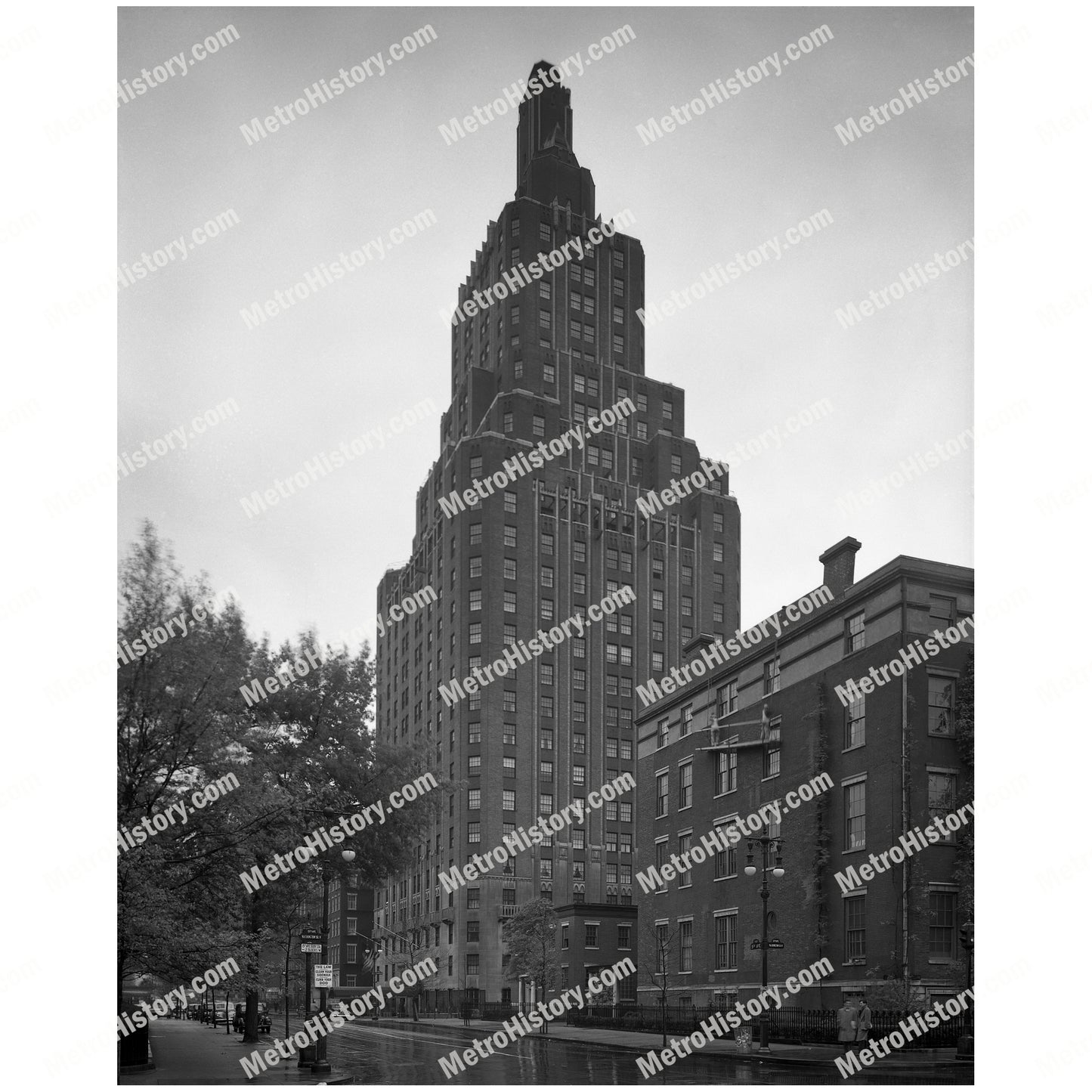 1 Fifth Avenue at Washington Mews, Manhattan