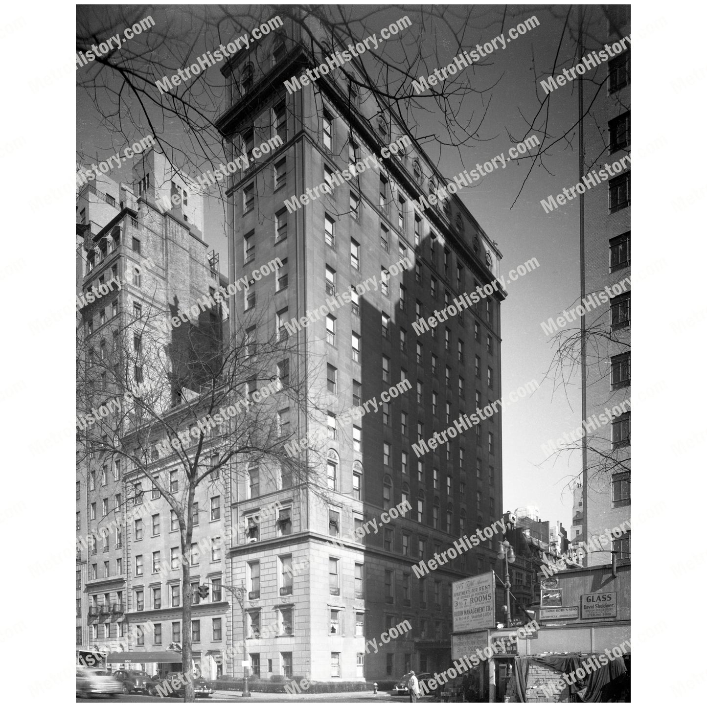 950 Fifth Avenue at East 76th Street, Manhattan