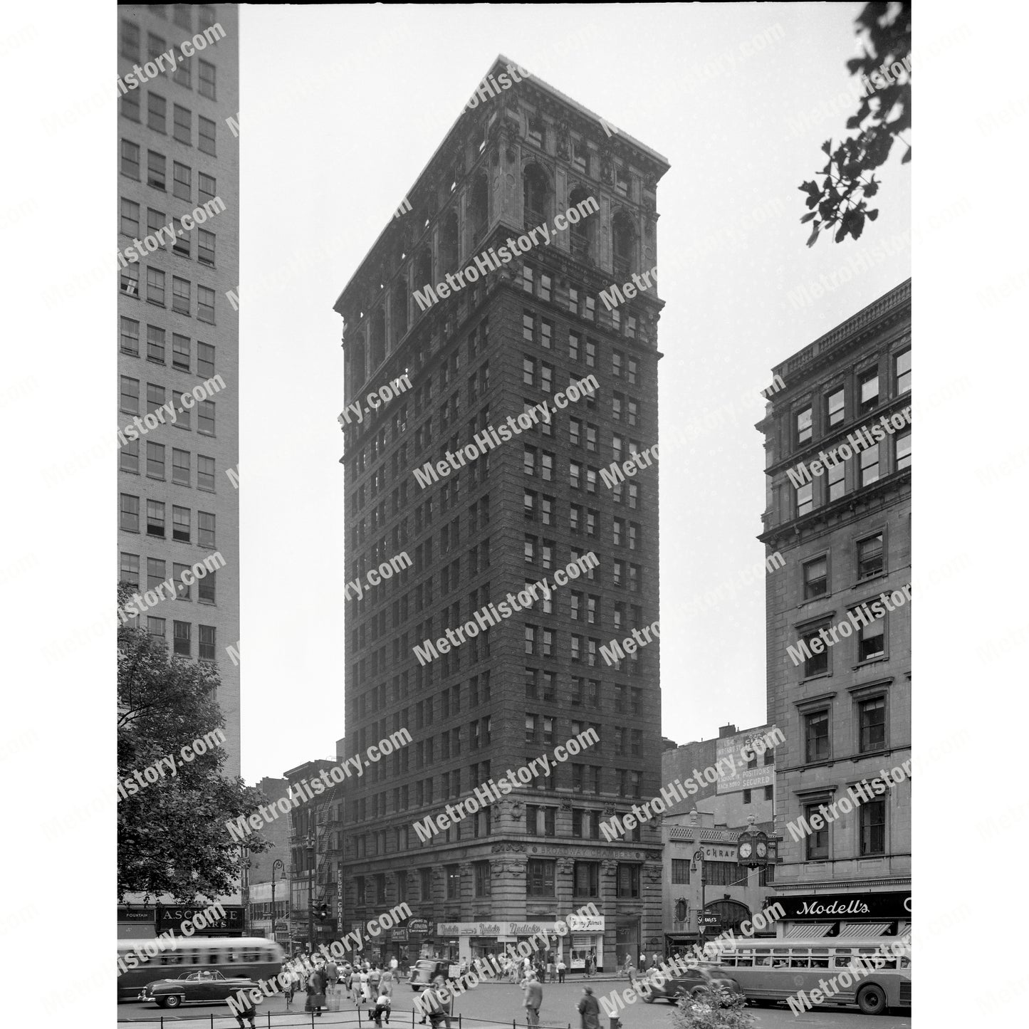 273-277 Broadway at Chambers Street, Manhattan