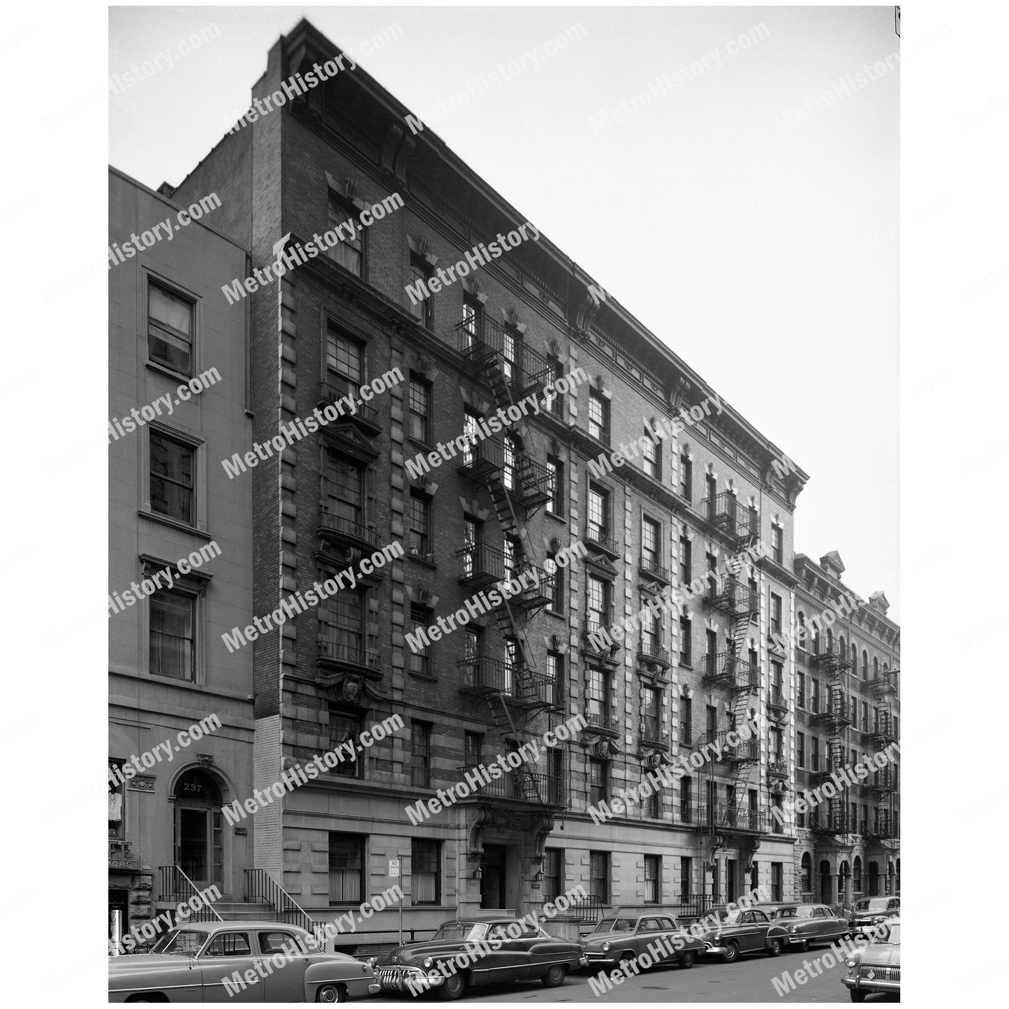 229 West 105th Street, Manhattan