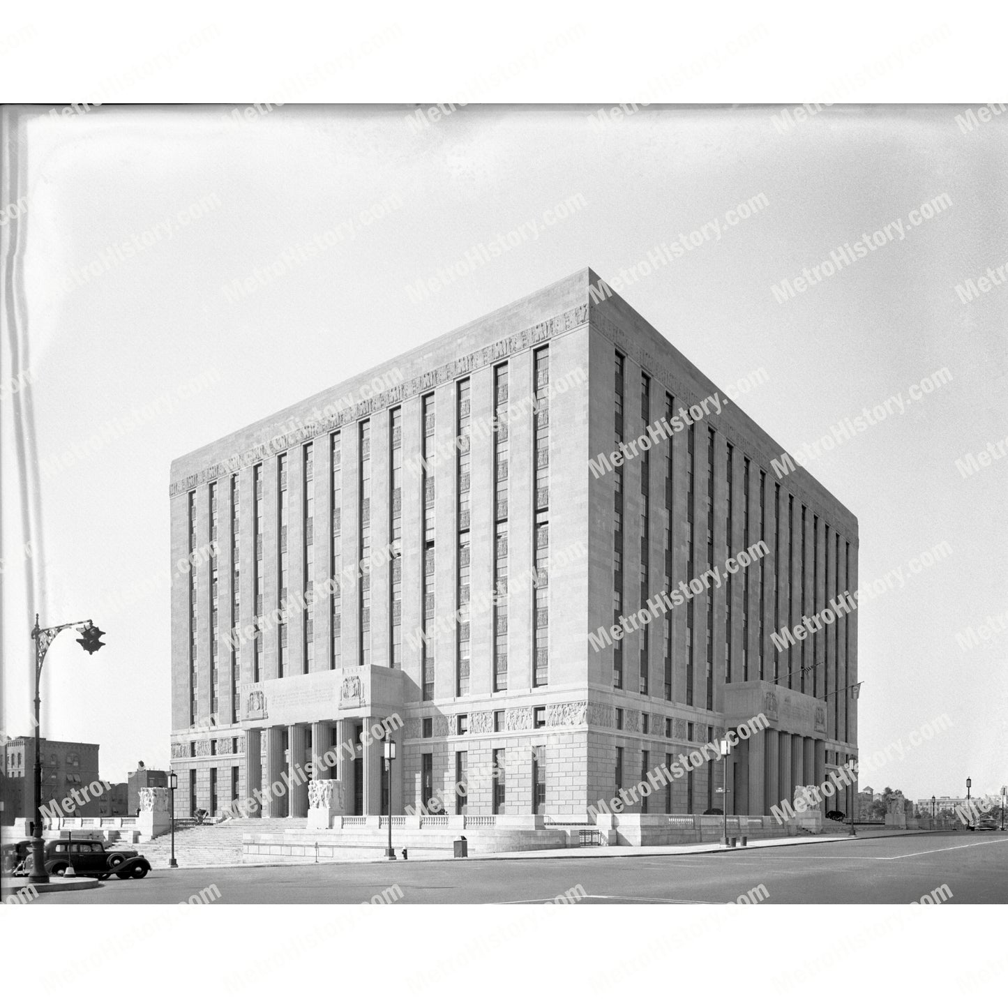 Bronx County Courthouse, 851 Grand Concourse at East 161st Street, Bronx