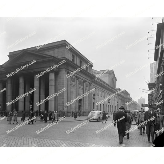 Penn Station, Seventh Avenue at West 33rd Street, Manhattan