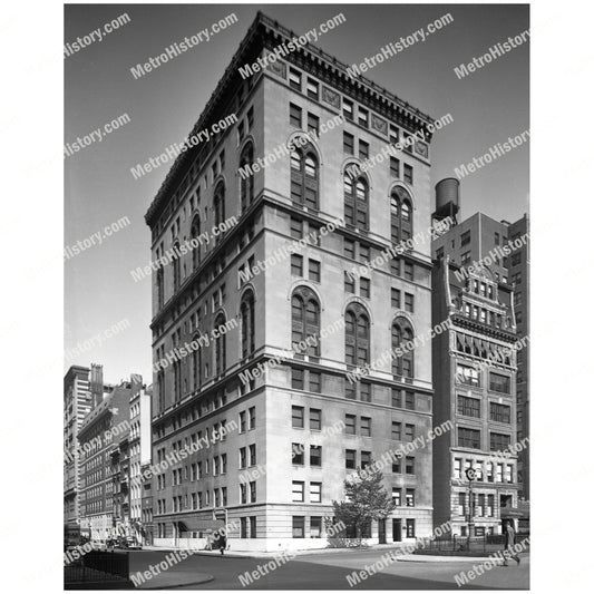640 Park Avenue at East 66th Street, Manhattan