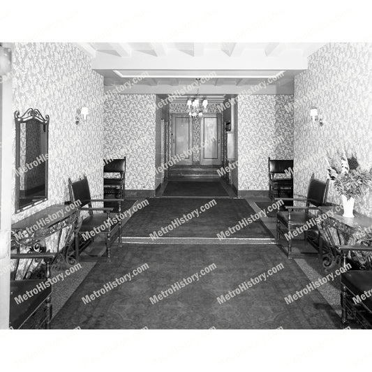 27-35 West 86th Street, Manhattan, lobby interior