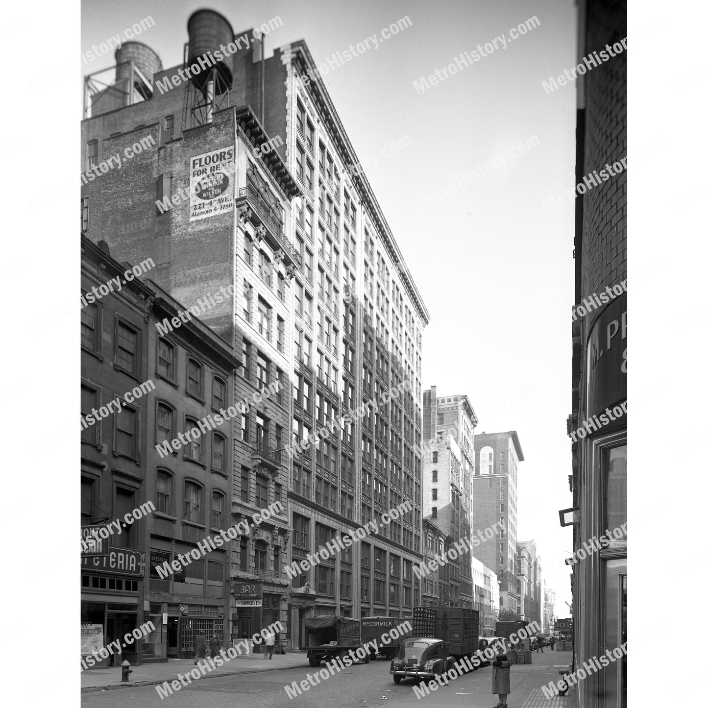 13-21 East 22nd Street, Manhattan