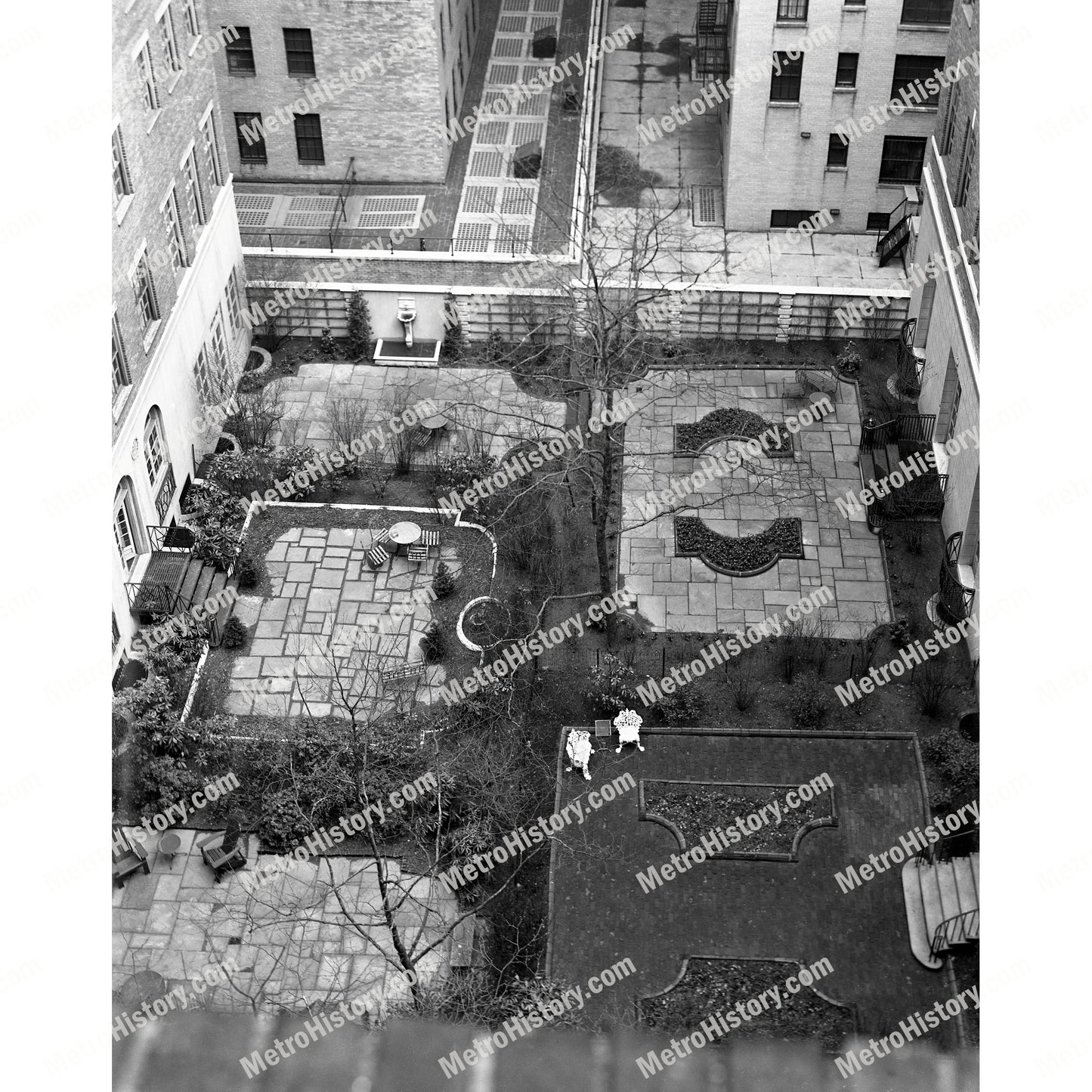 46 East 71st Street, Manhattan, rear garden