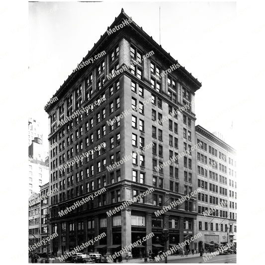 665 Fifth Avenue at East 53rd Street, Manhattan