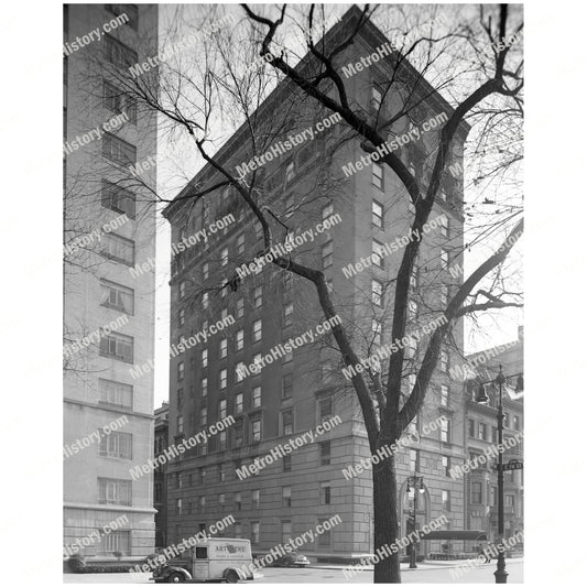927 Fifth Avenue at East 74th Street, Manhattan