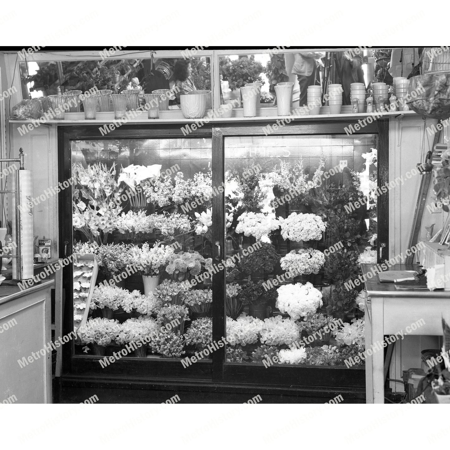 2082 Broadway at West 72nd Street, Manhattan, interior, flower store