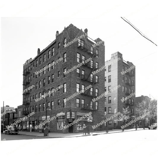 28-05 33rd Street at 28th Avenue, Queens