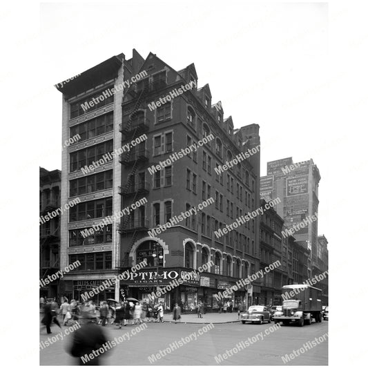 186 Fifth Avenue at West 23rd Street, Manhattan