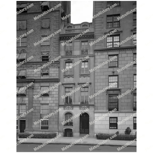 1033 Fifth Avenue, Manhattan