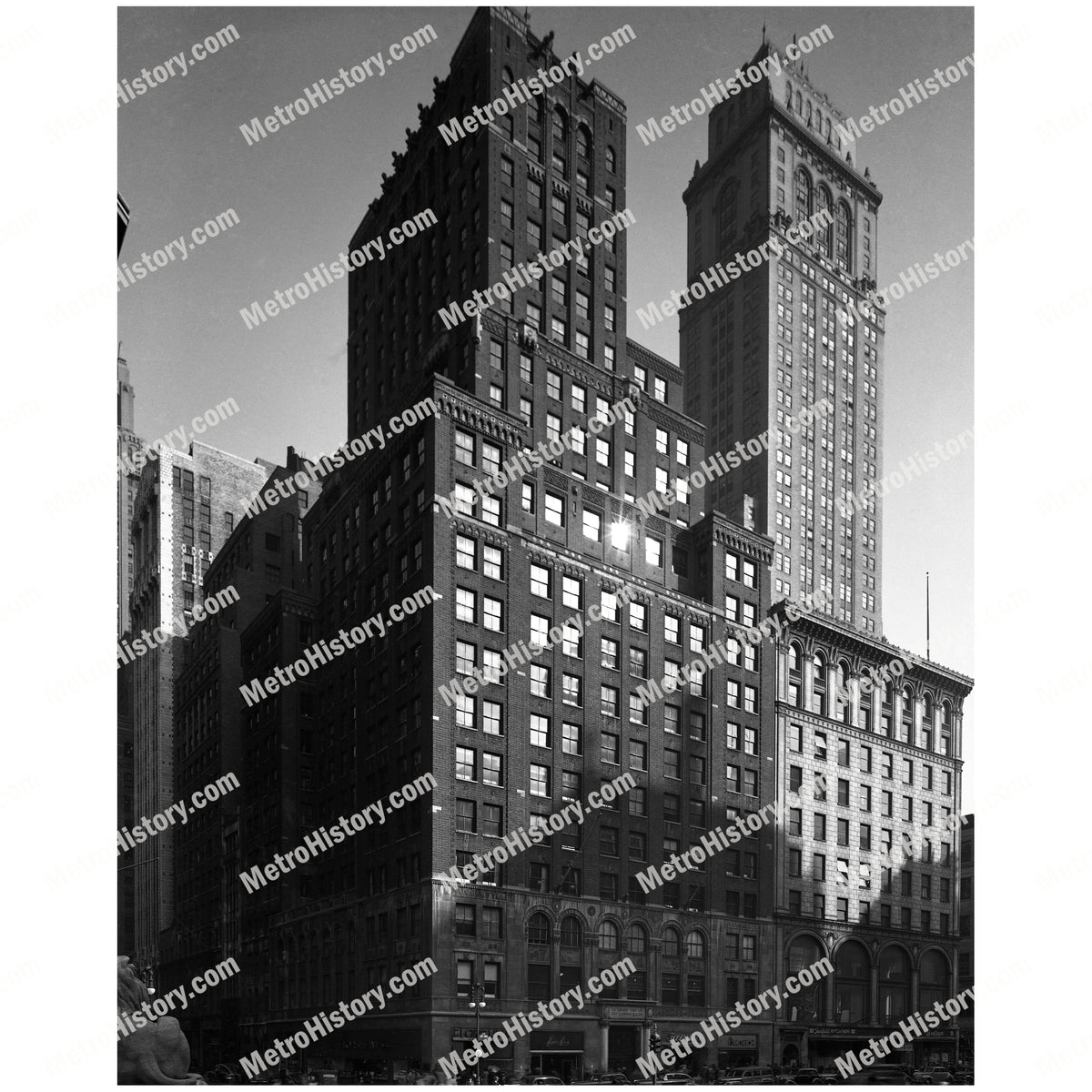 475 Fifth Avenue at East 41st Street, Manhattan