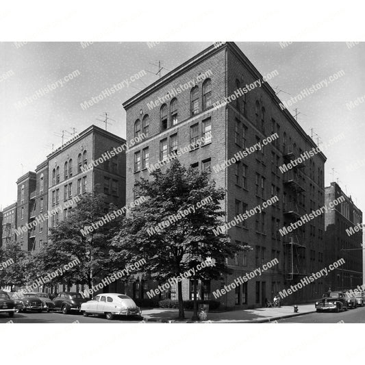 2075 Grand Concourse at East 180th Street, Bronx
