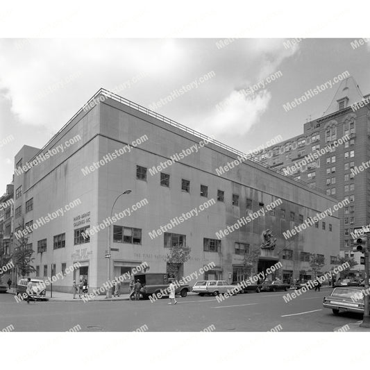 Parke-Bernet Galleries, 974-990 Madison Avenue at East 76th Street, Manhattan