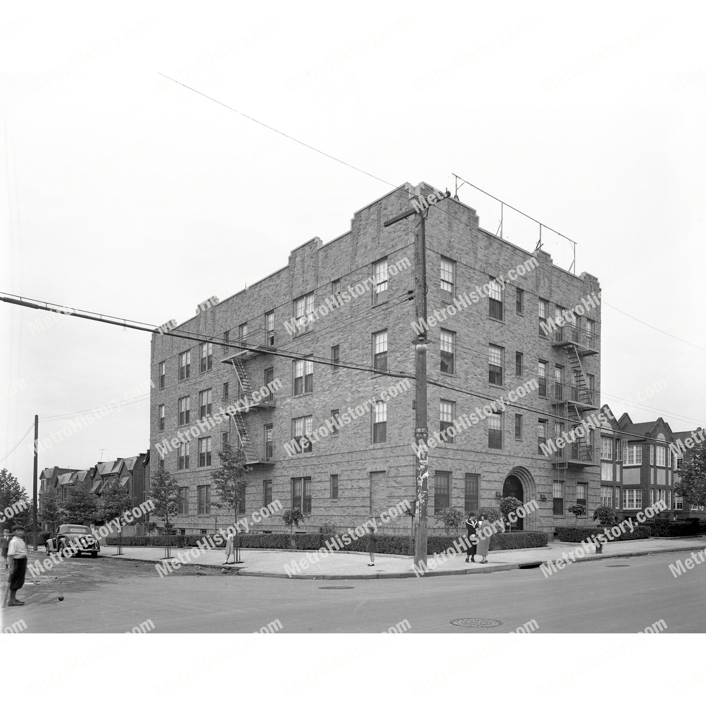 35-01 21st Avenue at 35th Street, Queens