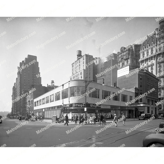 Newsreel Theatre, 2081-2085 Broadway at West 72nd Street, Manhattan