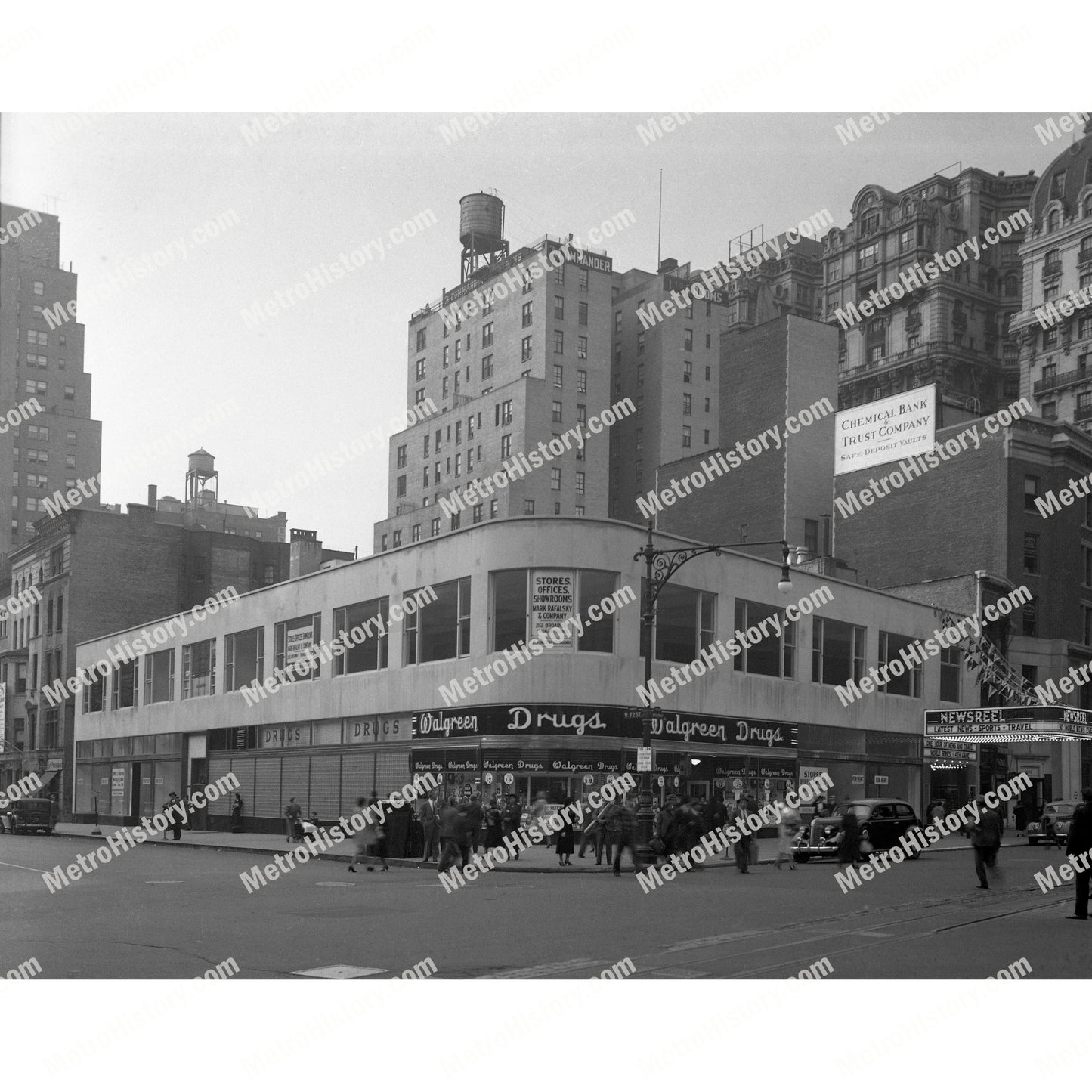 Newsreel Theatre, 2081-2085 Broadway at West 72nd Street, Manhattan