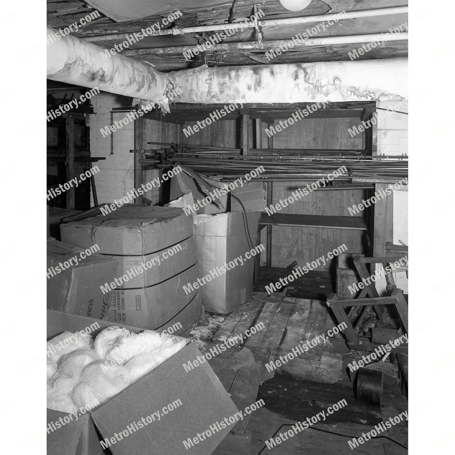 569 Broadway, Manhattan, interior, cellar